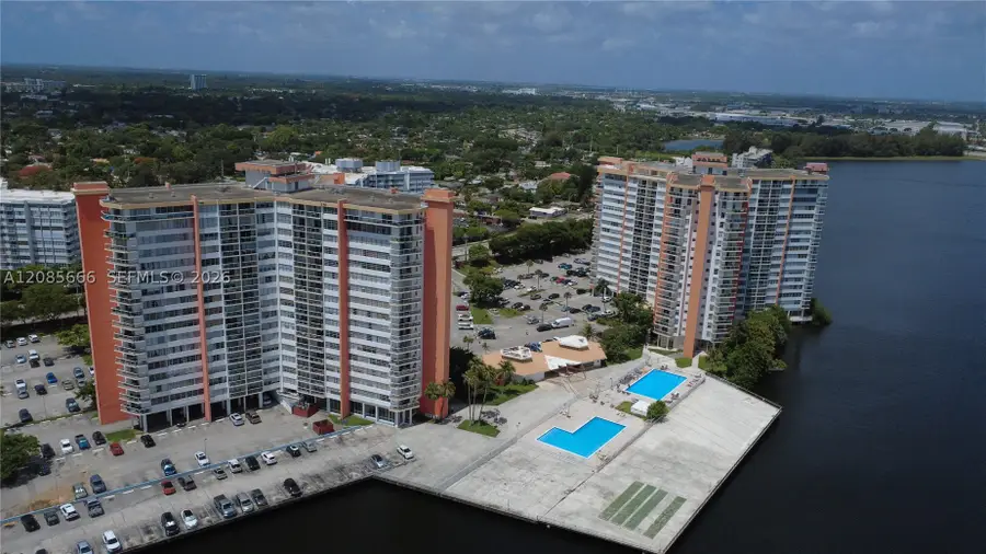 1351 NE Miami Gardens Dr #422E, Miami, FL 33179 - #2