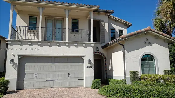 1280 SW 113th Way, Pembroke Pines, FL 33025