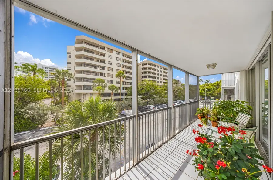 150 Ocean Lane Dr #2H, Key Biscayne, FL 33149 - #2