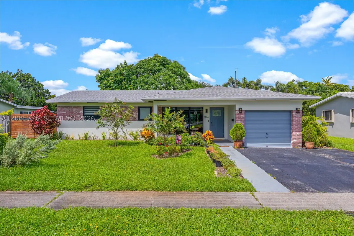 1126 E Hawthorne Cir, Hollywood, FL 33021 - #1