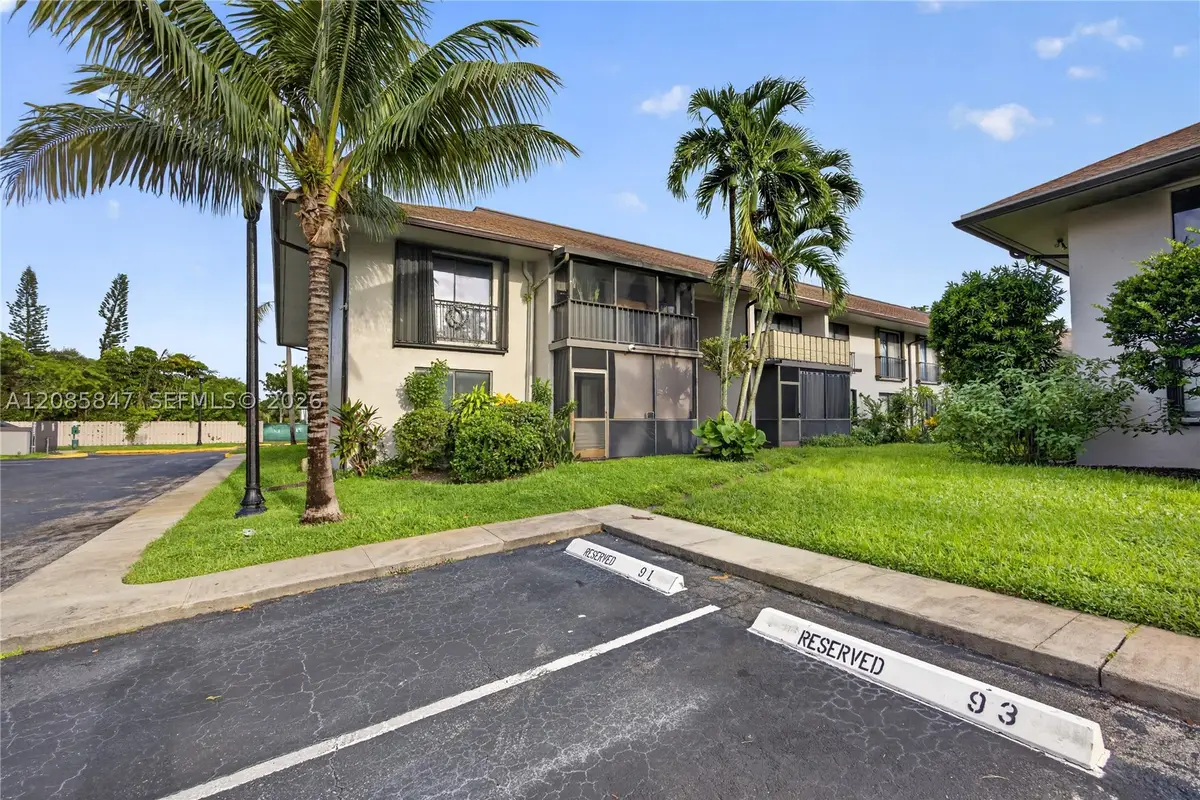 5767 Washington St #F22, Hollywood, FL 33023 - #1