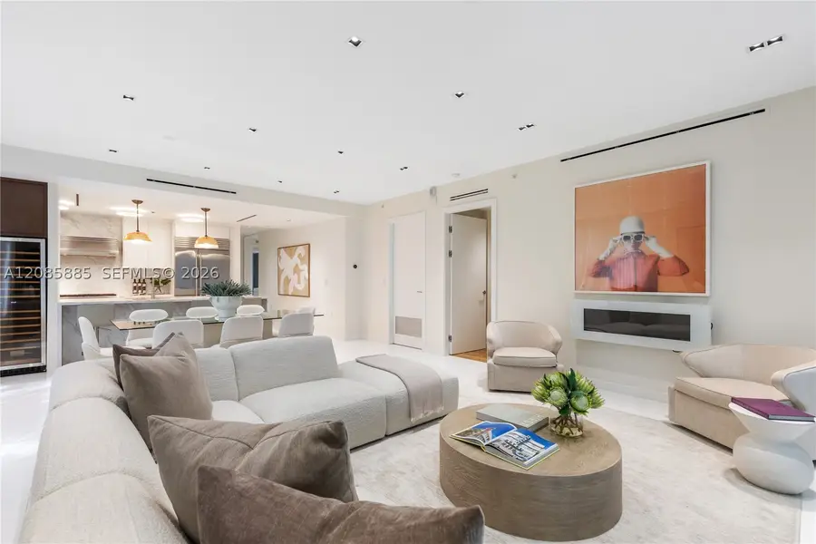 350 Meridian Ave #201, Miami Beach, FL 33139 - #3