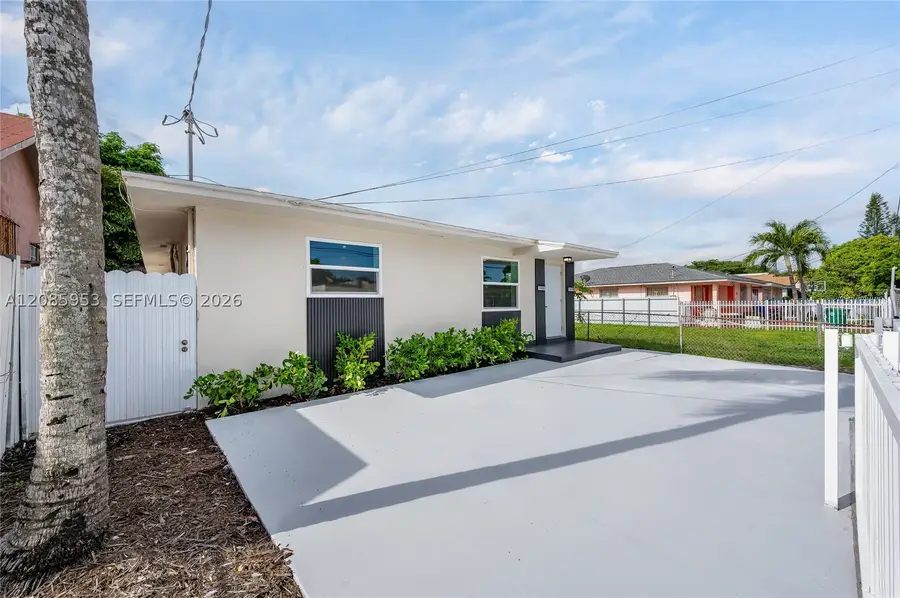 1028 NW 24th St, Miami, FL 33127 - #3