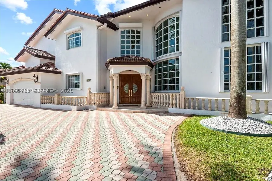 19420 W Saint Andrews Dr, Hialeah, FL 33015 - #3