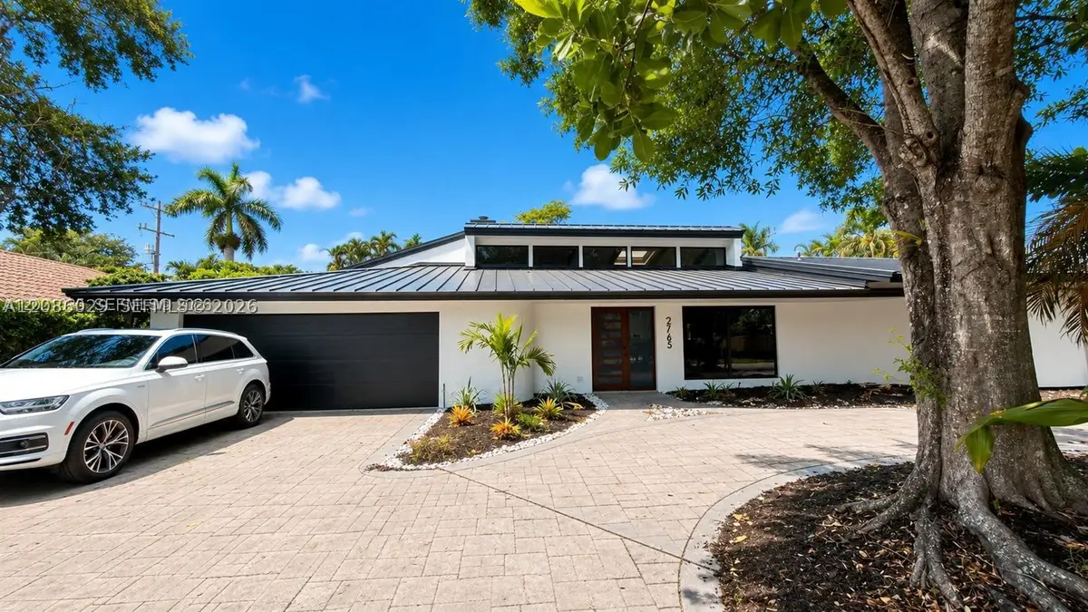 2765 NE 35th Dr, Fort Lauderdale, FL 33308 - #1
