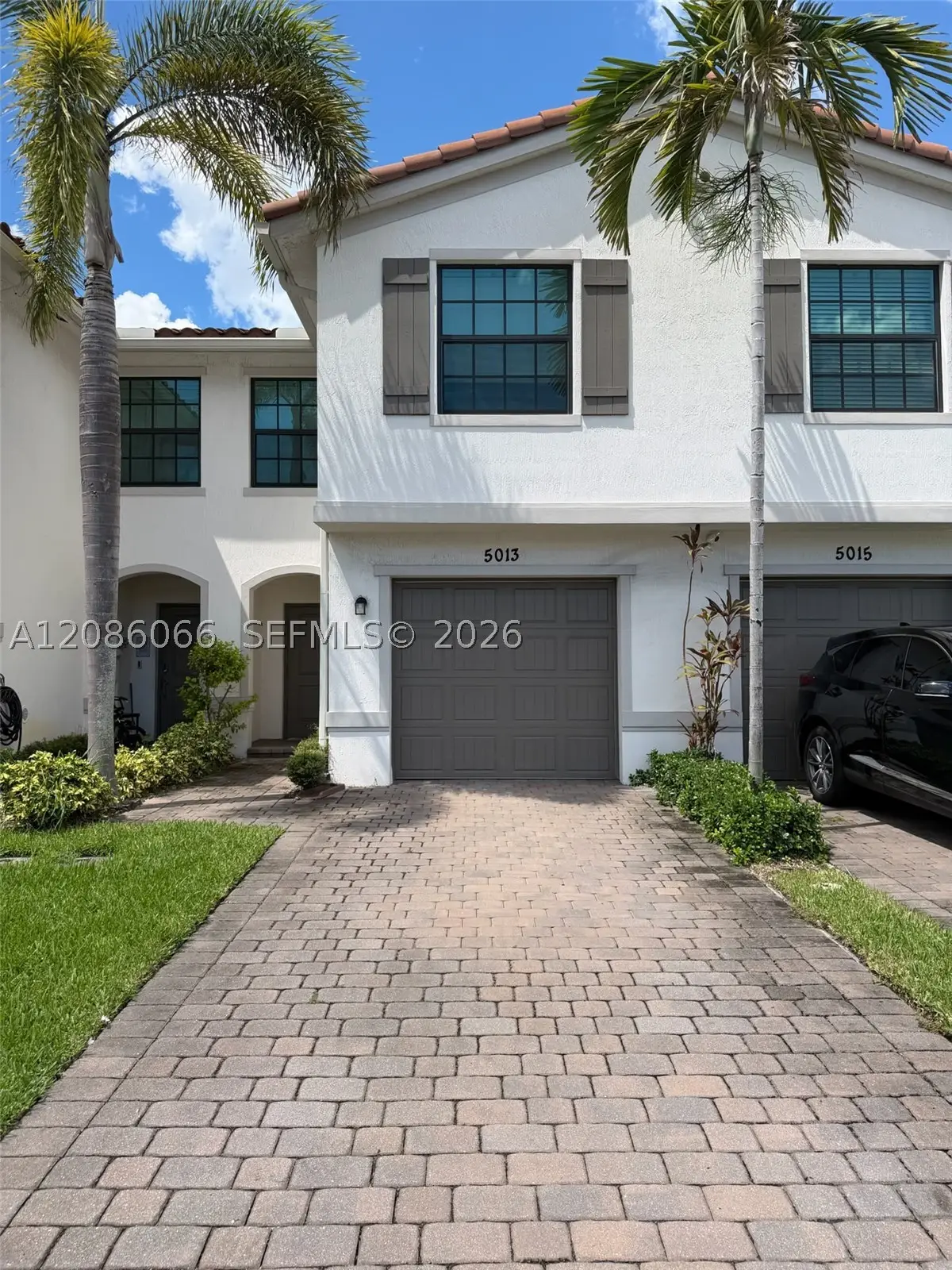 5013 Woods Edge Cir, Riviera Beach, FL 33410 - #1