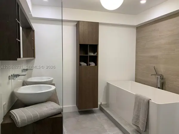 210 Sea View Dr #506, Key Biscayne, FL 33149