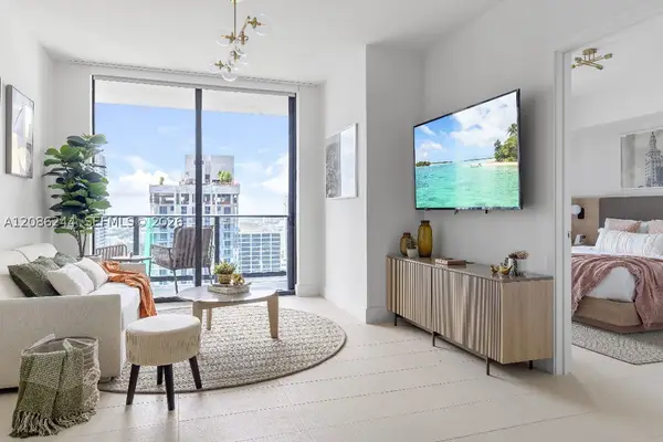 159 NE 6th St #2704, Miami, FL 33132
