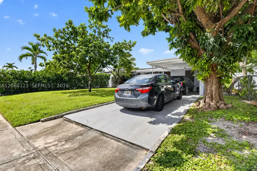 5317 NE 5th Ave, Oakland Park, FL 33334 - #3