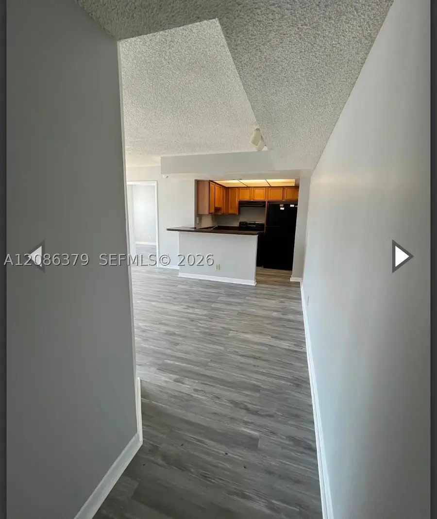 706 Executive Center Dr #34, West Palm Beach, FL 33401 - #2