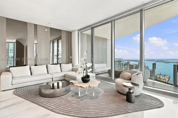 300 Biscayne Blvd Way #3807, Miami, FL 33131