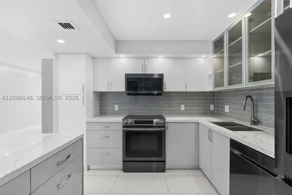 701 Three Islands Blvd #411, Hallandale Beach, FL 33009