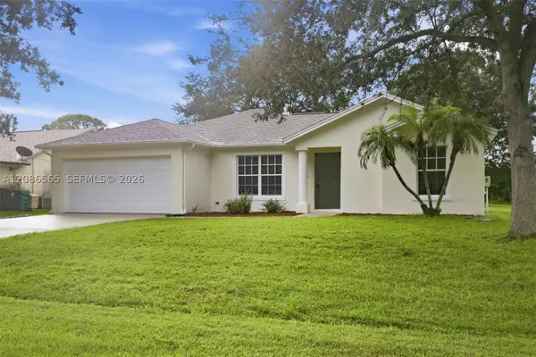 1668 SE Nancy Ln, Port St Lucie, FL 34983