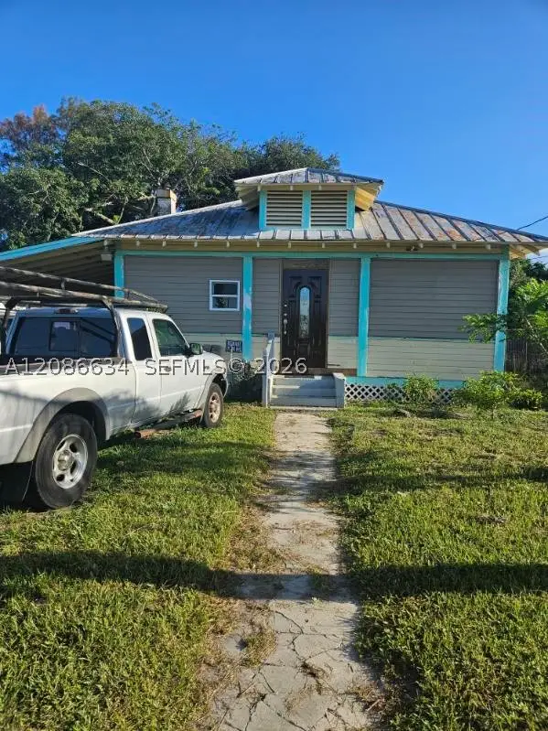 1124 Boston Ave, Fort Pierce, FL 34950