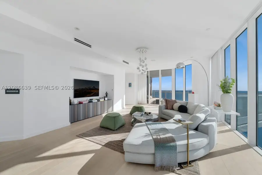 2020 N Bayshore Dr #PH4302, Miami, FL 33137 - #3