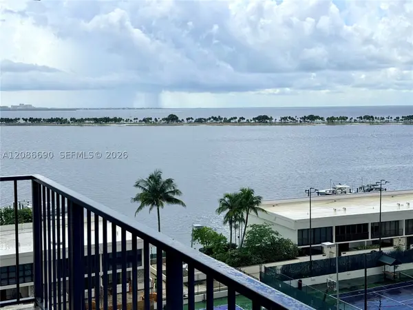 1901 Brickell Ave #B901, Miami, FL 33129