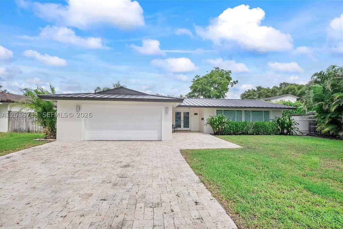 7111 Bamboo St, Miami Lakes, FL 33014 - #1