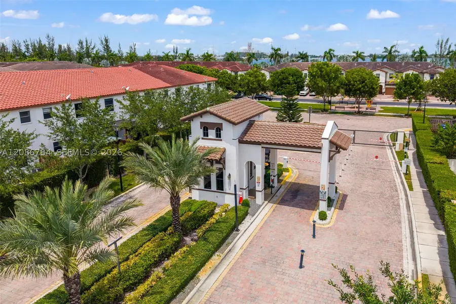 8897 NW 103rd Ave, Doral, FL 33178 - #2