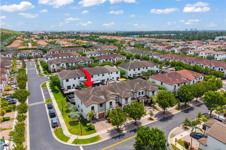 8897 NW 103rd Ave, Doral, FL 33178 - #3