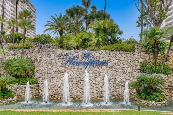 1950 S Ocean Dr #LE, Hallandale Beach, FL 33009