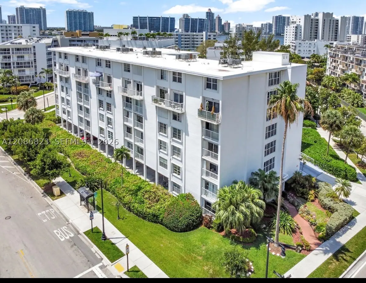 17800 Atlantic Blvd #204, Sunny Isles Beach, FL 33160 - #1