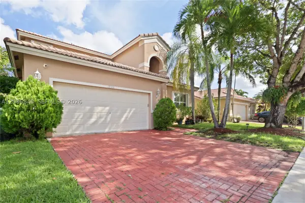 19331 SW 15th St, Pembroke Pines, FL 33029