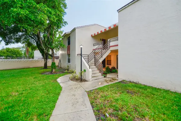 20220 NE 3rd Ct #2, Miami, FL 33179