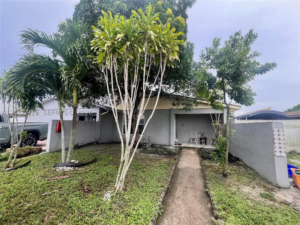 5822 Albert Rd, West Palm Beach, FL 33415 - #1