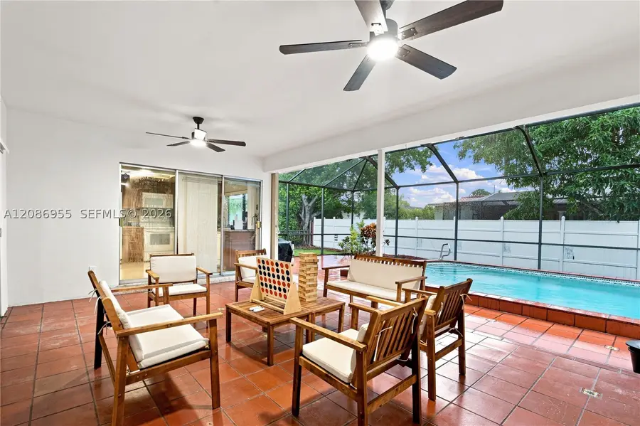 1811 SW 99th Ave, Miami, FL 33165 - #2