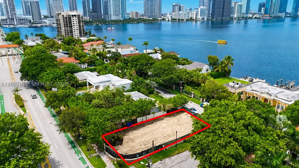 920 N Venetian Dr, Miami, FL 33139 - #1