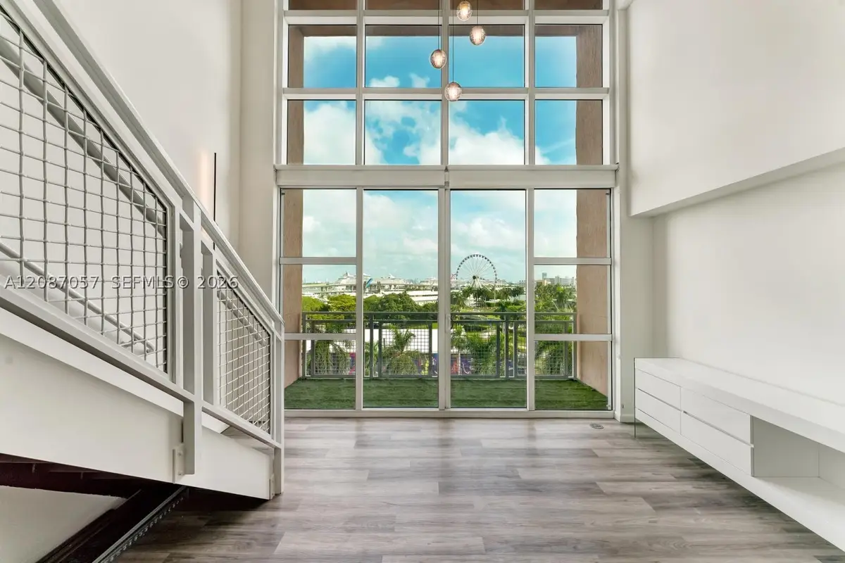 253 NE 2nd St #630, Miami, FL 33132 - #1