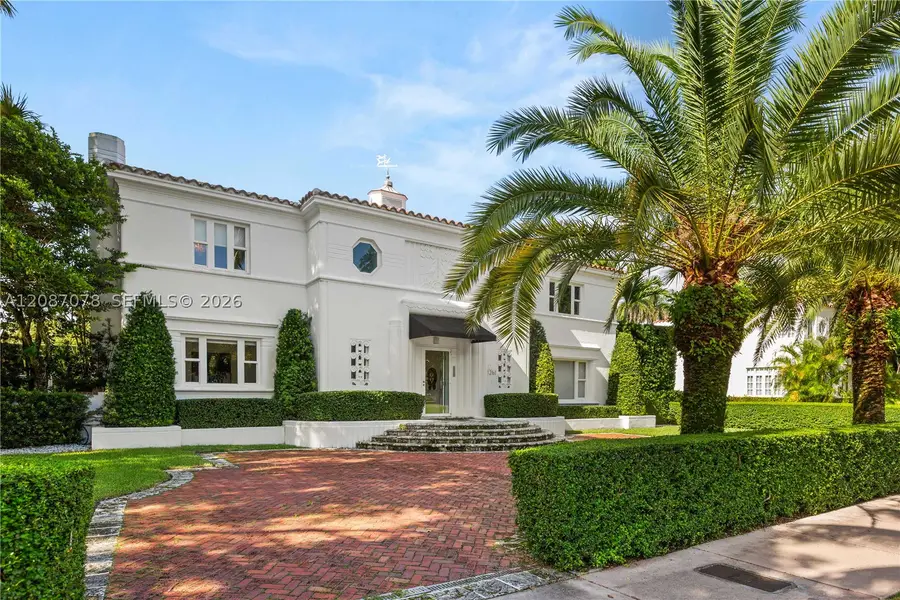 1261 N Greenway Dr, Coral Gables, FL 33134 - #3