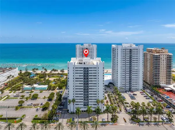 1880 S Ocean Dr #402, Hallandale Beach, FL 33009
