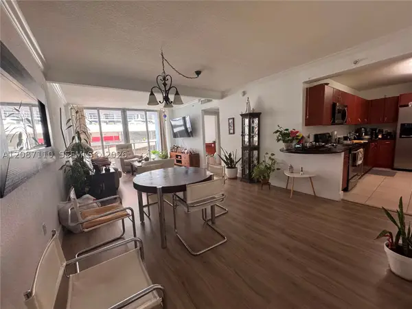 401 69th St #407, Miami Beach, FL 33141