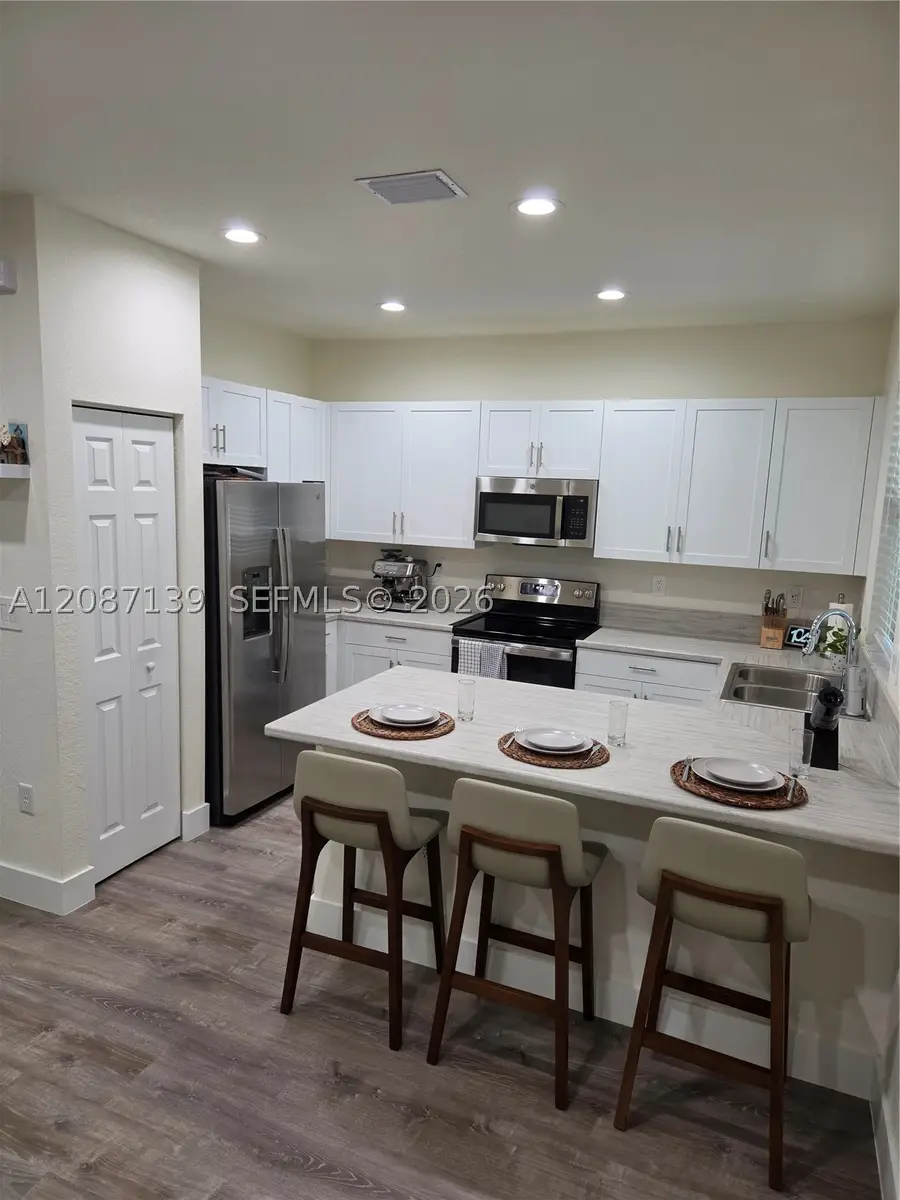 11079 W 32nd Ln, Hialeah, FL 33018 - #3