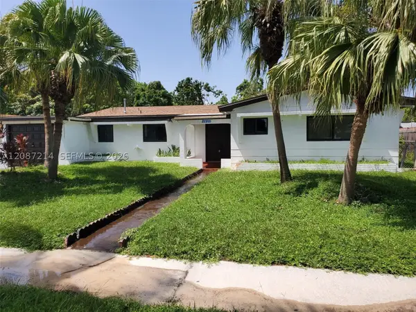 2025 NW 191st St, Miami Gardens, FL 33056