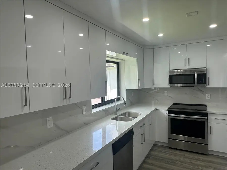 2025 NW 191st St, Miami Gardens, FL 33056 - #3