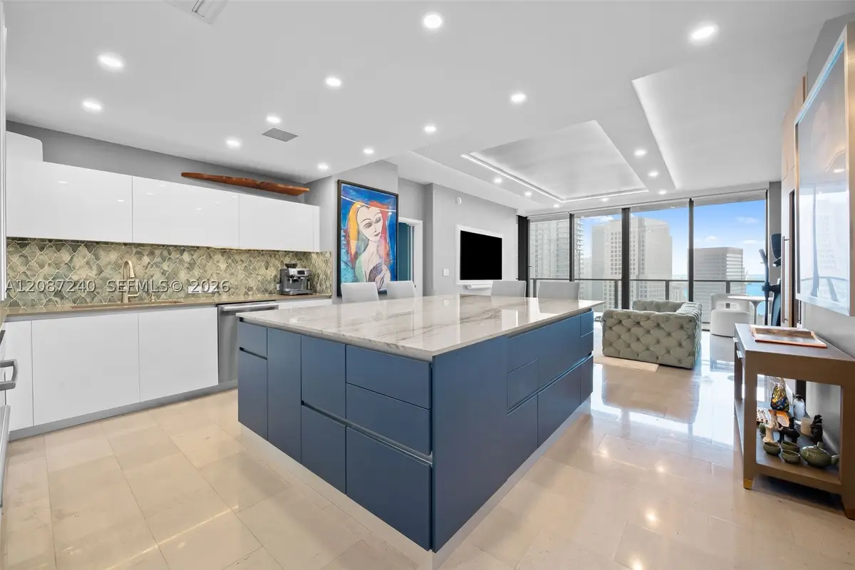 88 SW 7th St #3107, Miami, FL 33130 - #1