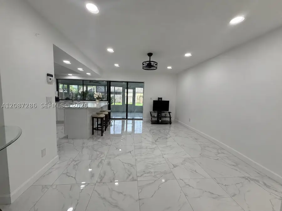 2204 Cherokee Trl, Valrico, FL 33594 - #3