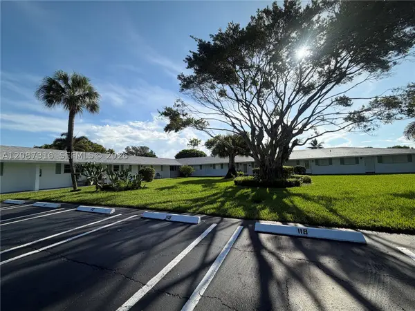 400 SW Golfview Ter #112, Boynton Beach, FL 33426