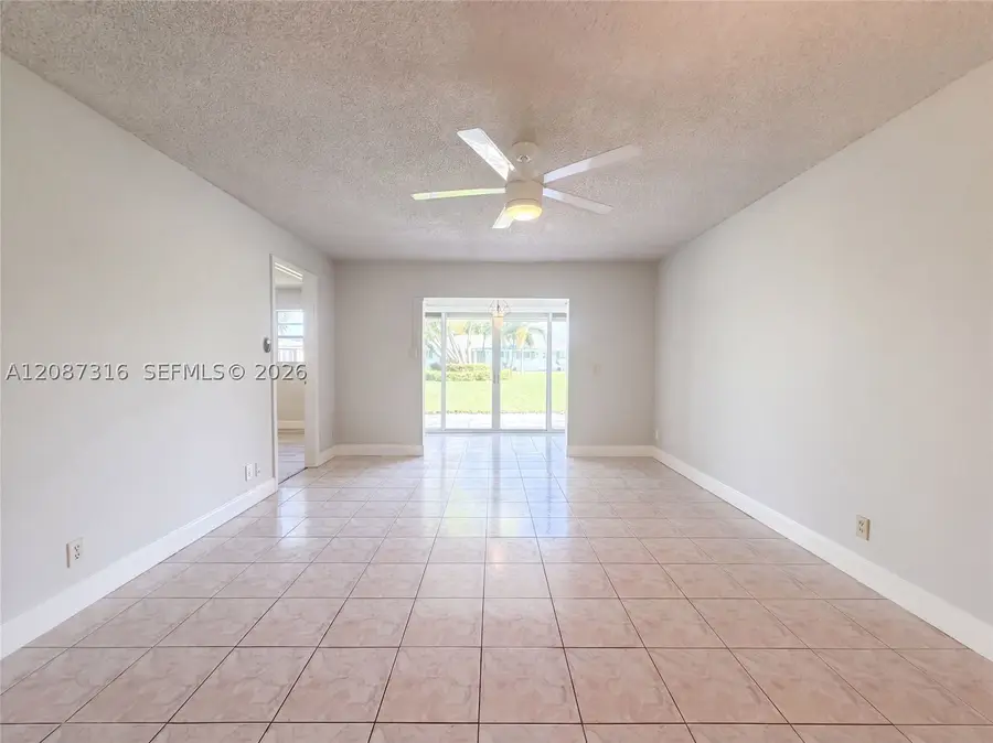 400 SW Golfview Ter #112, Boynton Beach, FL 33426 - #3