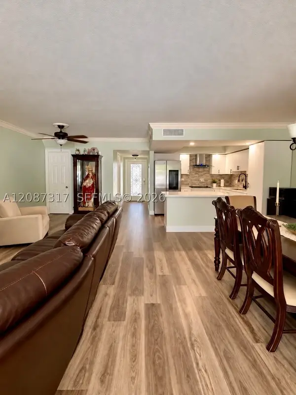 6821 W 2nd Ct, Hialeah, FL 33014
