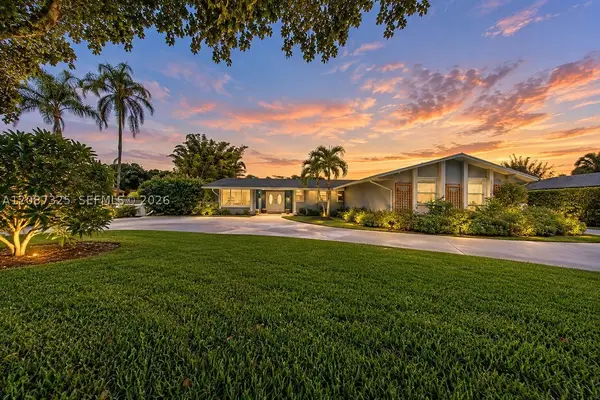 4391 SW 77th Ave, Davie, FL 33328