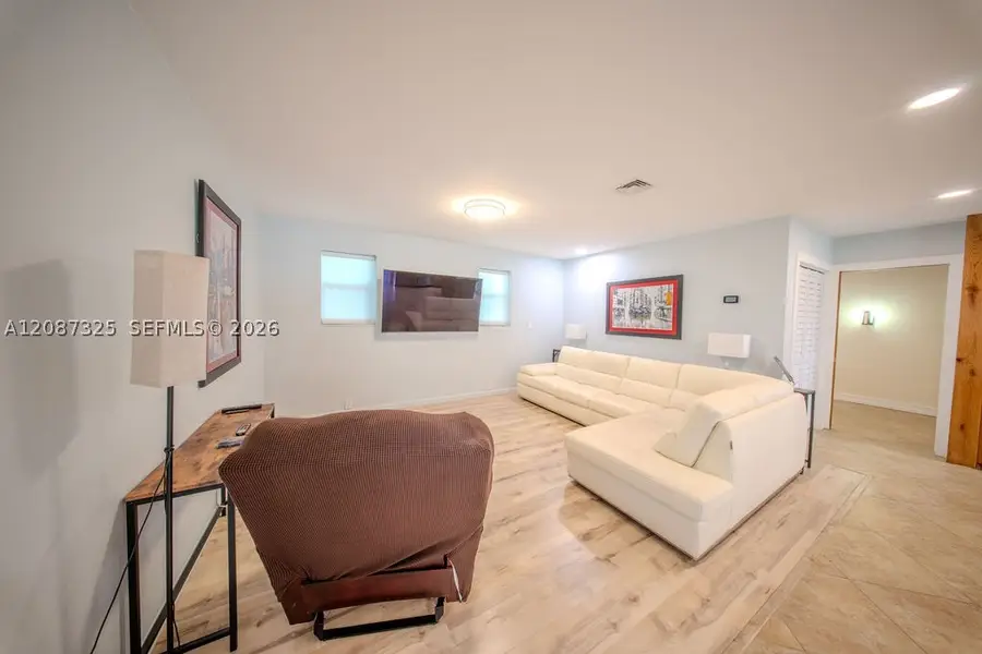 4391 SW 77th Ave, Davie, FL 33328 - #3