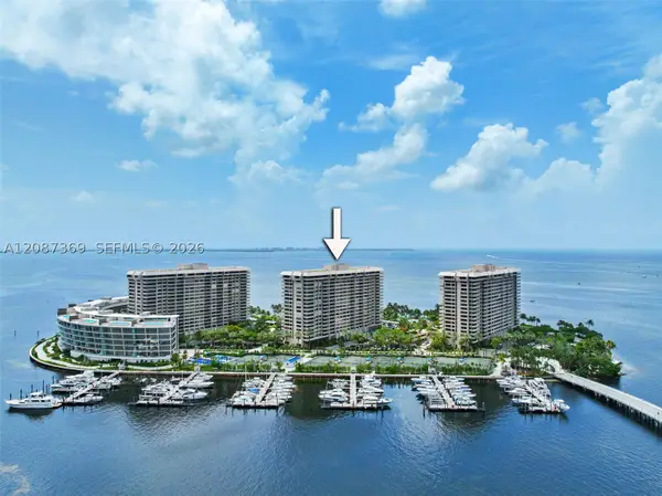 2 Grove Isle Dr #B1402, Miami, FL 33133