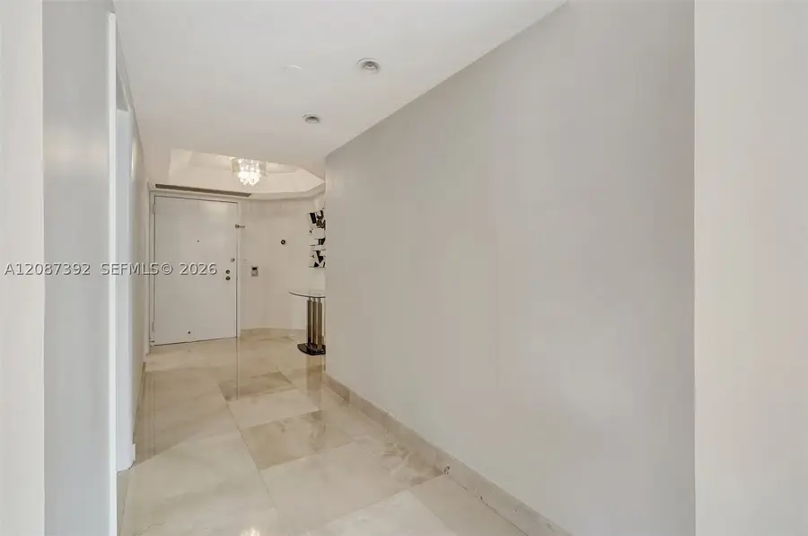 4000 Island Blvd #402, Aventura, FL 33160 - #3