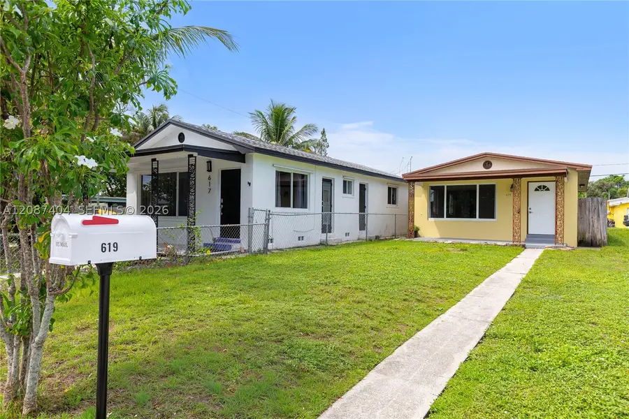 619 N D St, Lake Worth, FL 33460 - #3