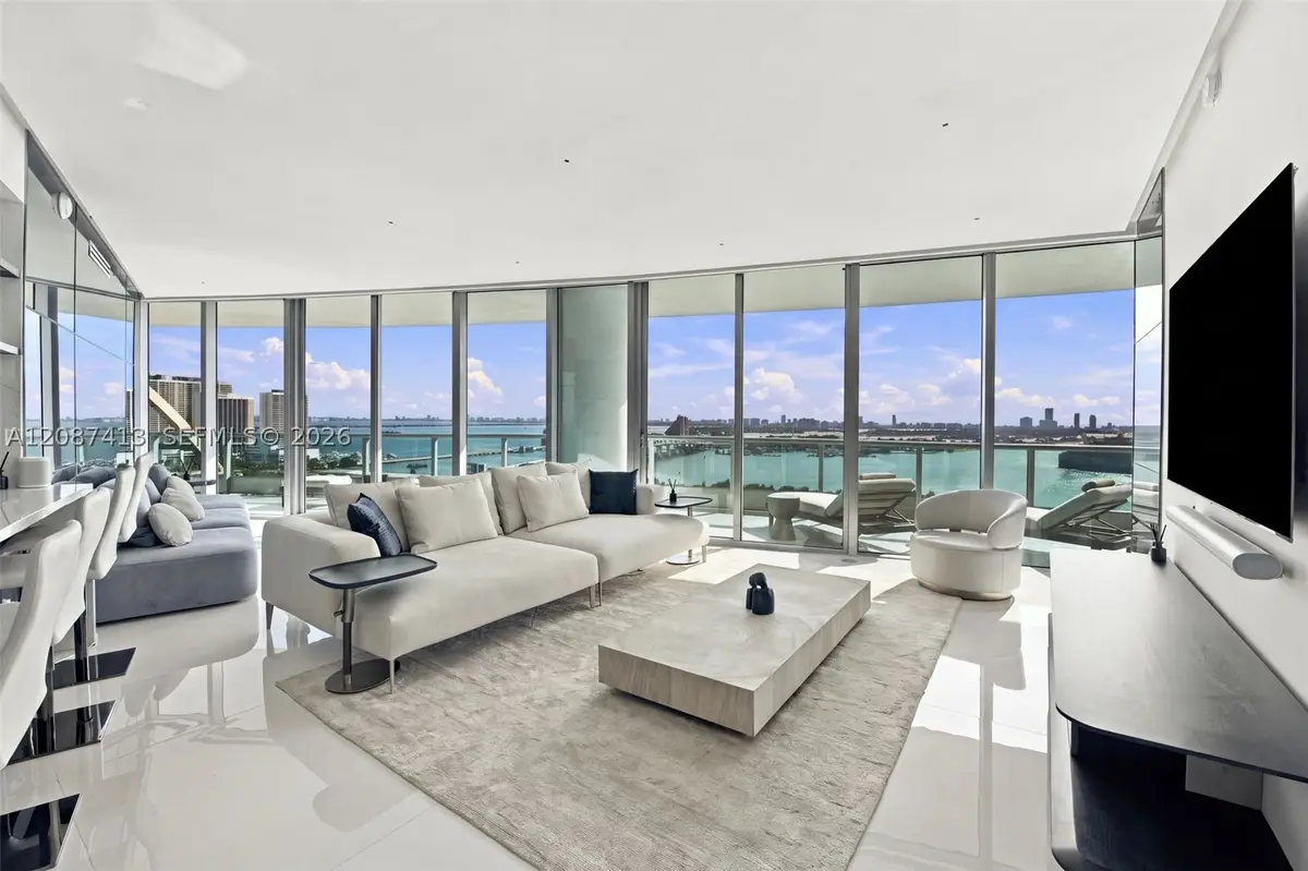 900 Biscayne Blvd #2406, Miami, FL 33132 - #1