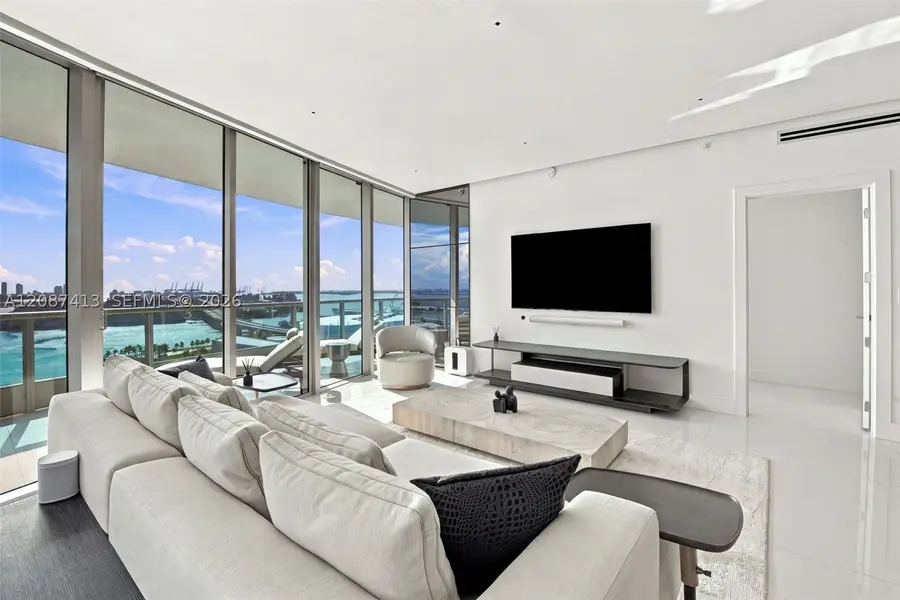 900 Biscayne Blvd #2406, Miami, FL 33132 - #3