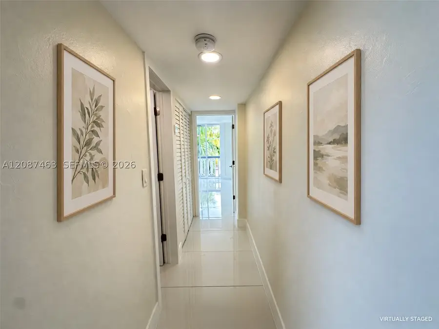 921 Jefferson Ave #4E, Miami Beach, FL 33139 - #3